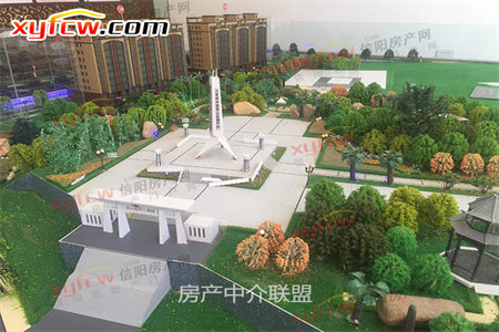 华龙西苑3室2厅1卫68万95m2简单装修出售